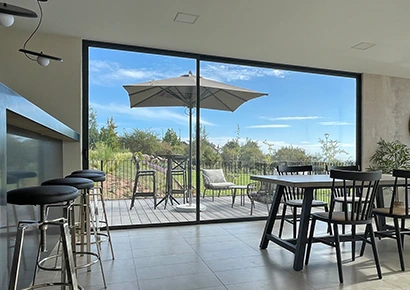 Clubhouse del condominio en Altomacul